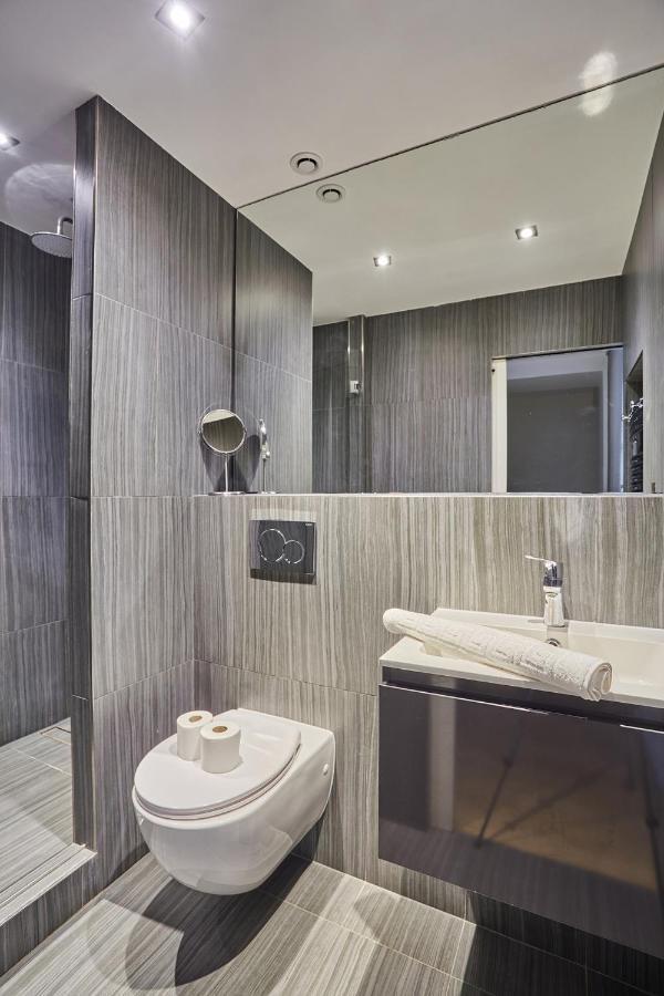 Residence Center Of Paris Le Marais By Studio Prestige Bagian luar foto