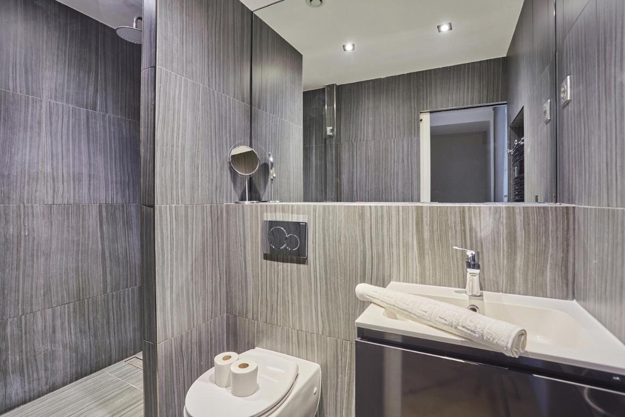 Residence Center Of Paris Le Marais By Studio Prestige Bagian luar foto