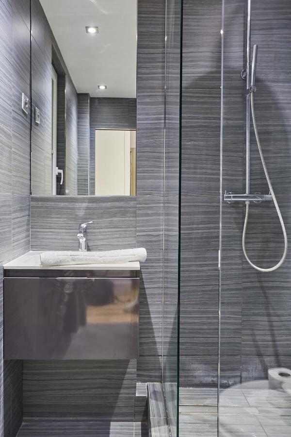 Residence Center Of Paris Le Marais By Studio Prestige Bagian luar foto