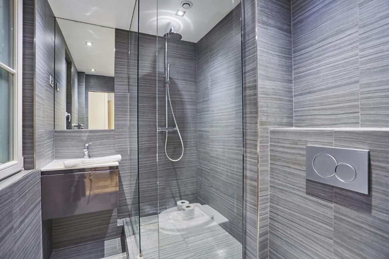Residence Center Of Paris Le Marais By Studio Prestige Bagian luar foto