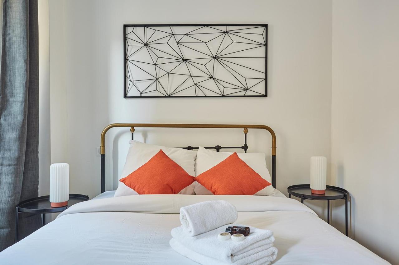 Residence Center Of Paris Le Marais By Studio Prestige Bagian luar foto
